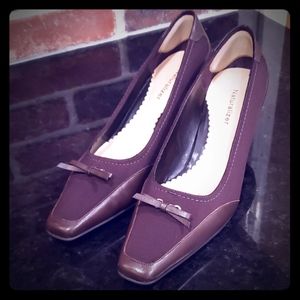 Naturalizer brand women's comfort heel